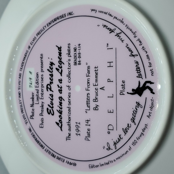 Elvis Presley Looking At A Legend Letters From Fans Limited Edition Plate #7219A - Picture 2 of 12